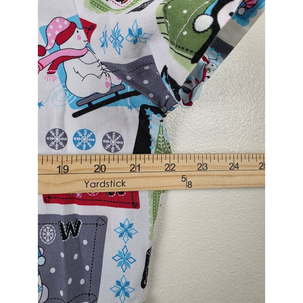 SB Scrubs Scrub Top Womens M Multicolor Winter Snowman Penguin Christmas Holiday - Picture 5 of 10